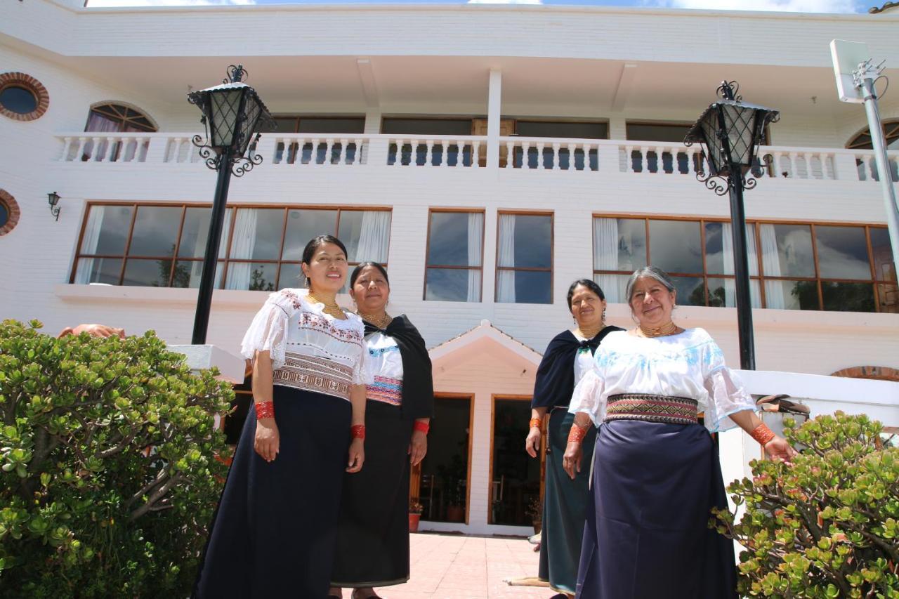 La Posada Del Quinde Otavalo Buitenkant foto
