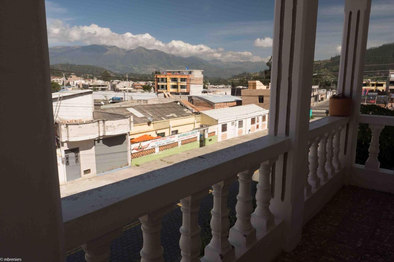 La Posada Del Quinde Otavalo Buitenkant foto